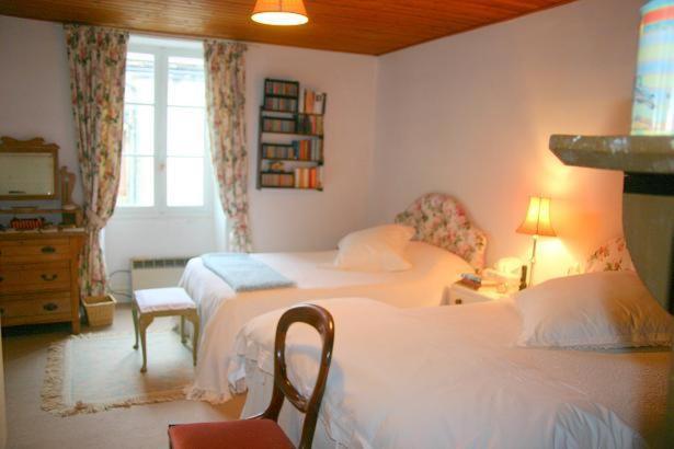 Chambres D'Hotes Chez Carolyn Villefranche-du-Perigord Bilik gambar
